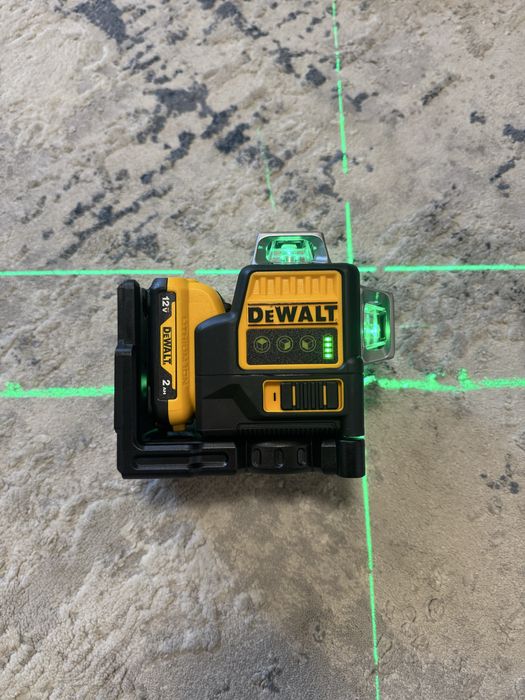 Лазерний рівень DeWalt комплект