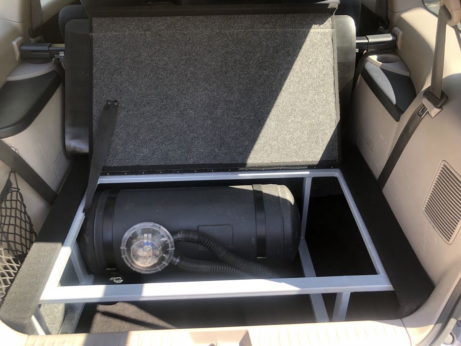 Mitsubishi Grandis 2,4L газ/бензин