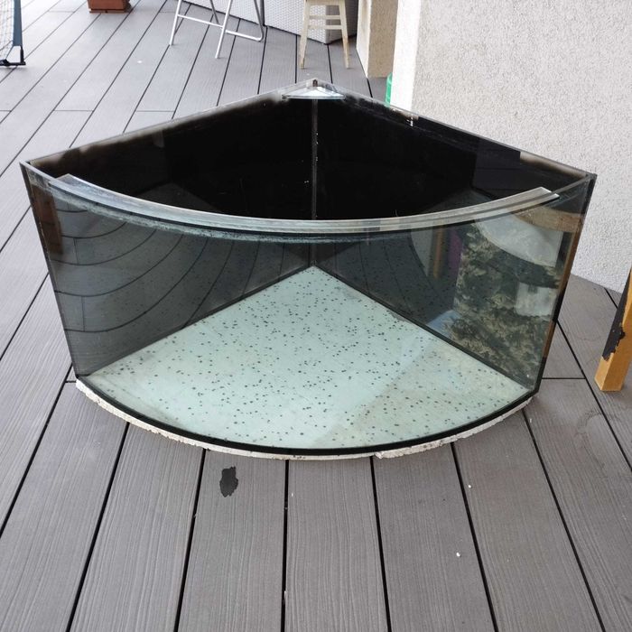 Akwarium narożne 350l używane