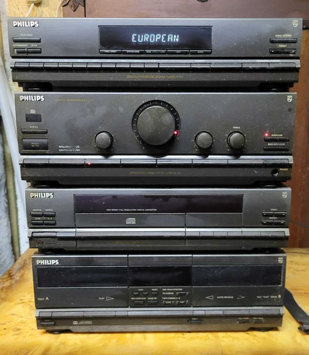 Wieża Philips 70FR 320/00G. Amplituner