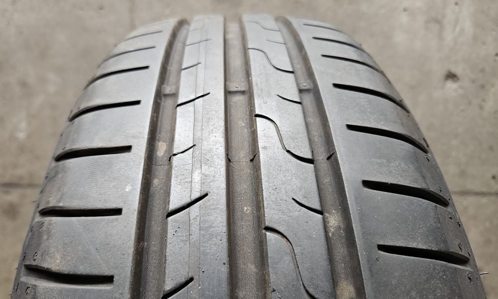 2x 185/60R15 84H Dunlop Sport Bluresponse / 2x 7mm [26]