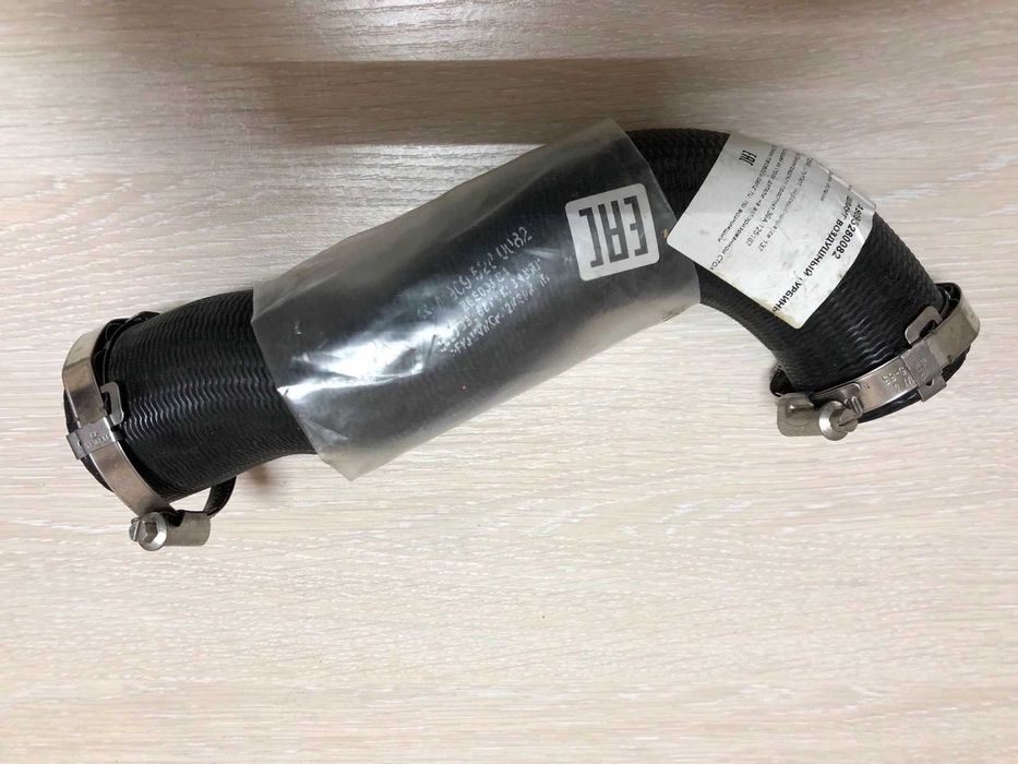 ПАТРУБОК A9095280082