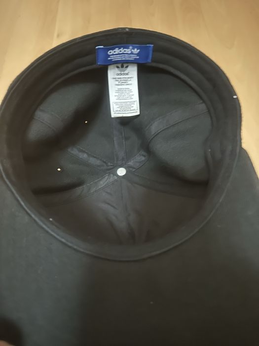 Chapeus nissan patrol e adidas