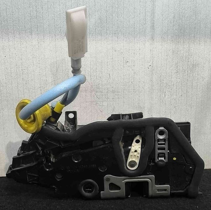 Fechadura / Fecho Porta Trás Direito 7445046-10 - BMW 1