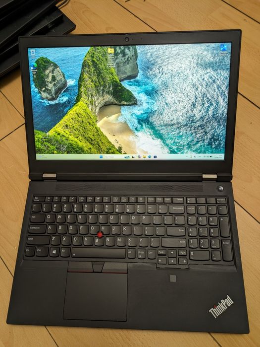 Lenovo ThinkPad P15 FHD IPS  i5-10400H/16GB/256GB/Nvidia Quadro T1000