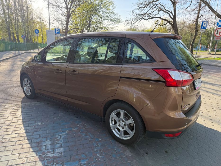 Ford C-MAX 7-osobowy | Ekonomiczny minivan | Użytkowany na co dzień Silnik 1.0 ecoboost