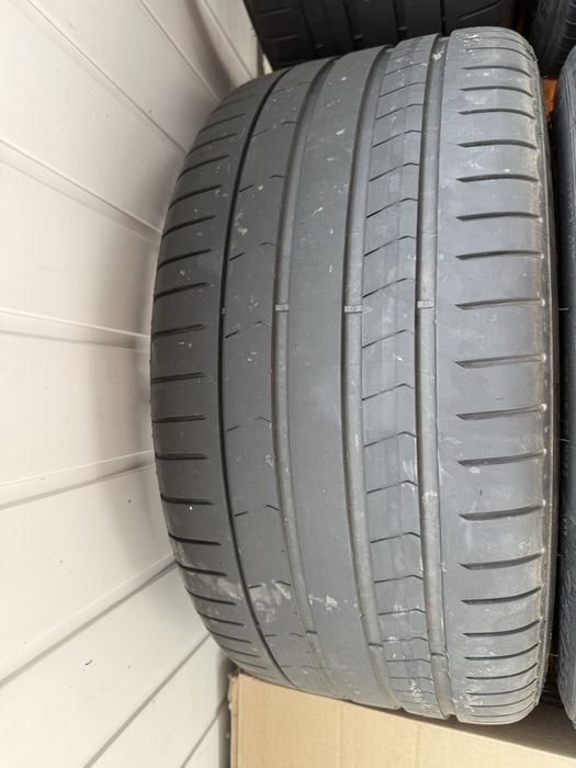 Pirelli P Zero Run Flat  275/30 R20