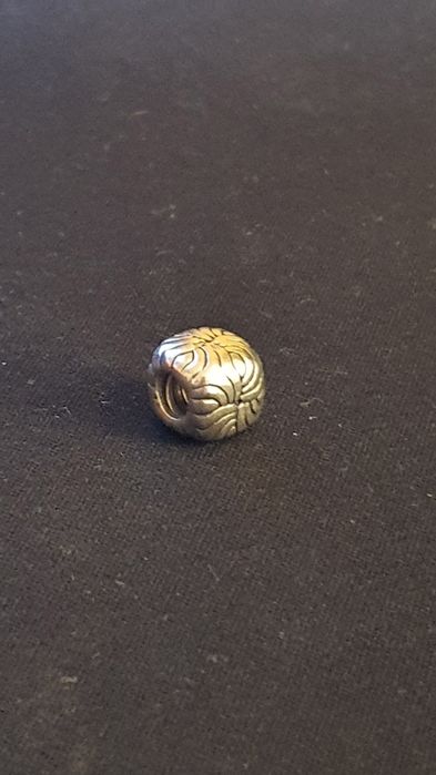 Charm Pandora padrão redemoinho