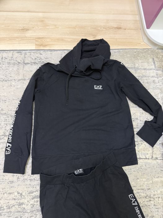 Жіночий костюм Armani оригінал