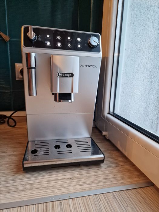 Ekspres DeLonghi AUTENTICA