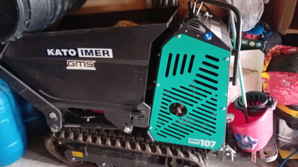 Mini dumper con pá