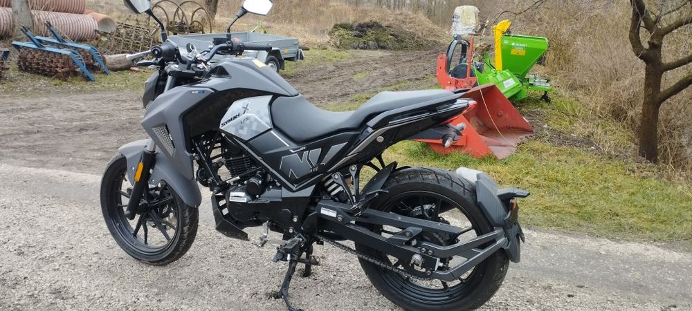 Motocykl Sym NHX 125 Kat B