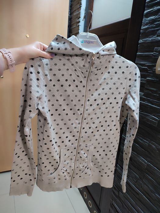 Bluza cienka Atlantic S/XS rozsuwana z kapturem w emotki