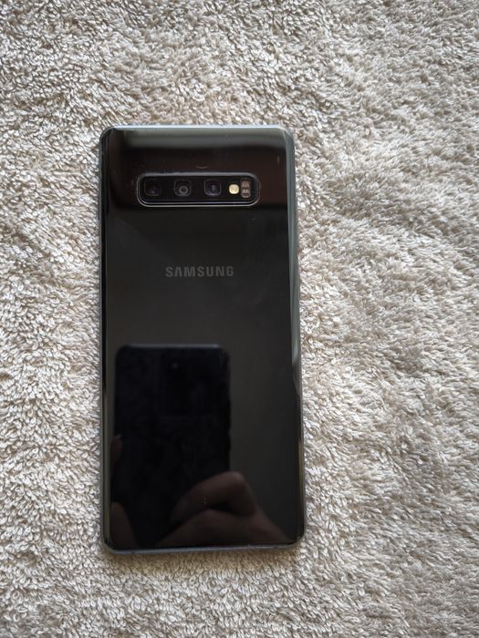 Samsung S10+ em muito bom estado