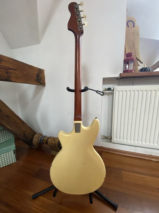 Framus Gitara Basowa