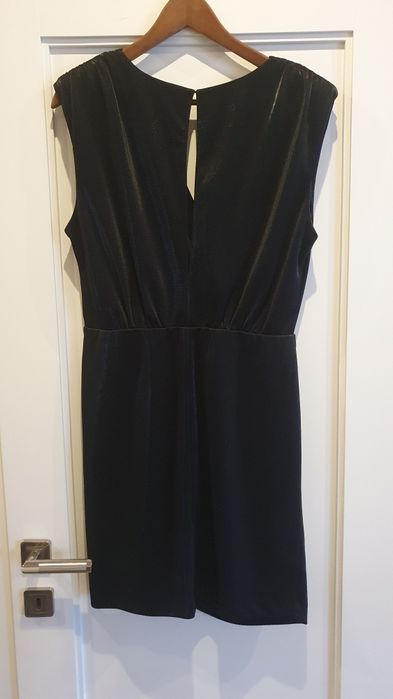 Sukienka taranko czarna z połyskiem rozm. 40.