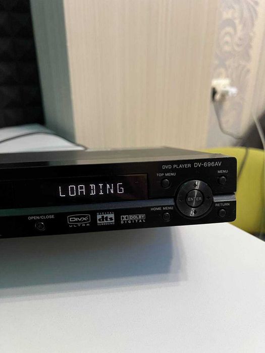 DVD-проигрыватель Pioneer DV-696AV