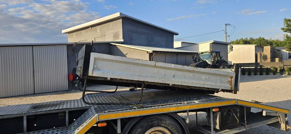 Paka wywrot Iveco zabudowa Meiller 300x200