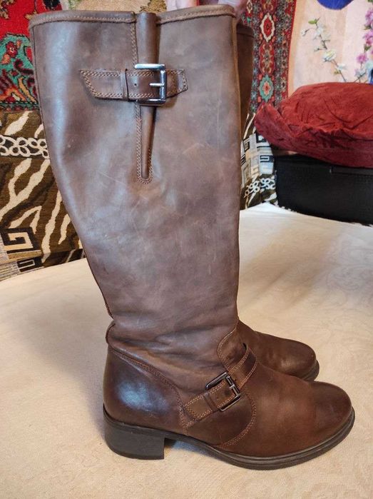 Женские сапожки 39 размер