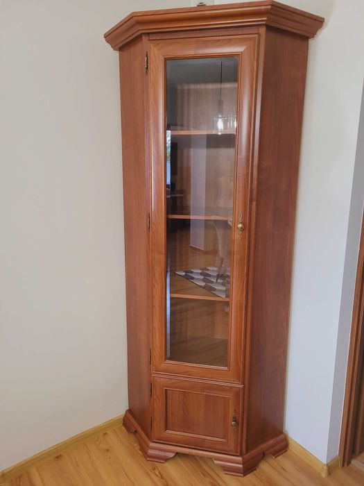 Sprzedam Szafke narożna