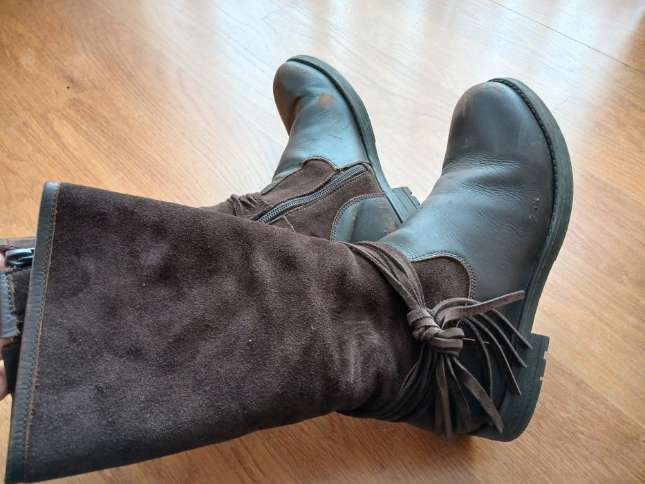 Botas em pele e camurça 37