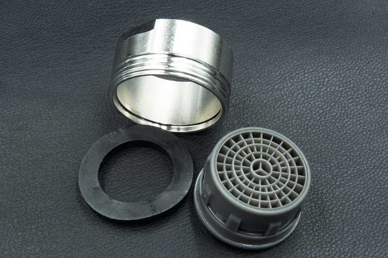 Arejador de Torneira Macho M24 2 Litros, Novo