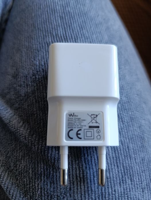 USB Charger Adapters437359322417735681