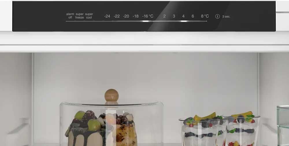 KI96N5SE0  Lodówka z dolnym zamrażalnikiem do zabudowy 193.5