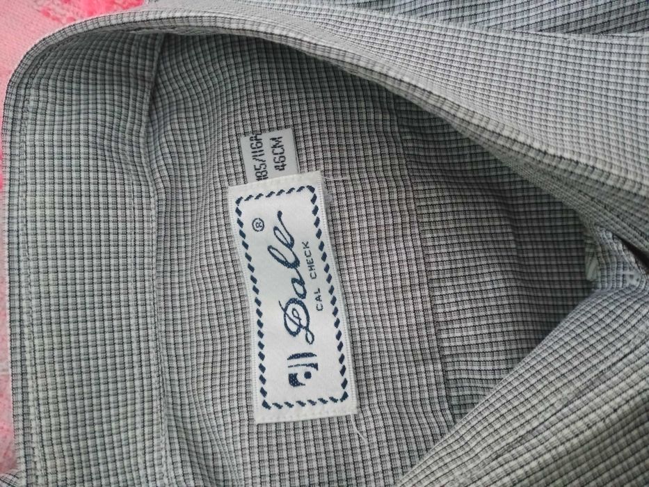 Рубашки мужские три вида