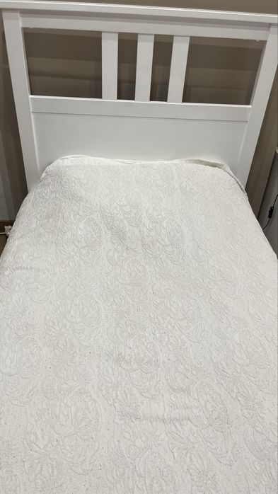 Cama solteiro Ikea