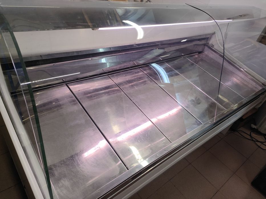 Lada chłodnicza Rapa używana dł. 200cm