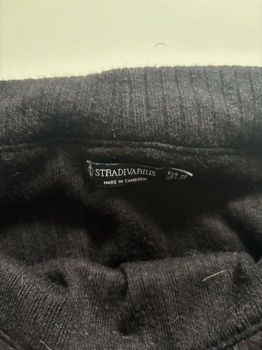 Piękny nowy sweterek Stradivarius