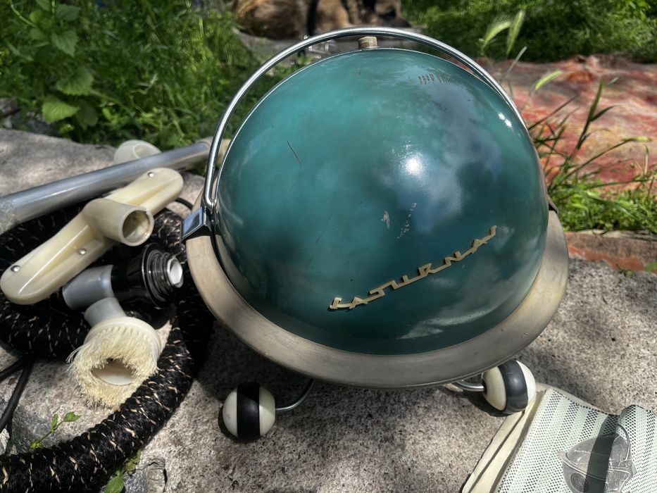 Продам пилосос Saturn ссср