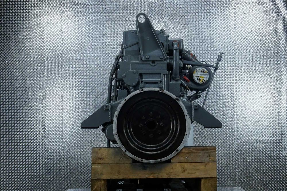 Silnik spalinowy - Cummins M11-C