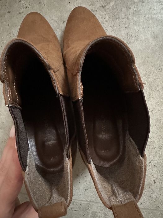 Ботильйони