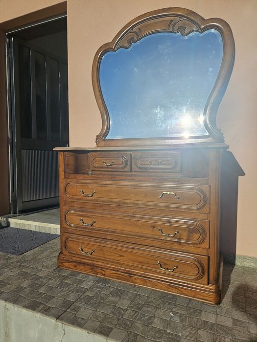 CÓMODA com pedra marmore