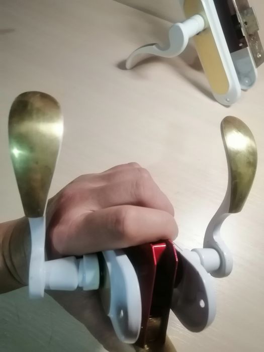 Замок дверной межкомнатный