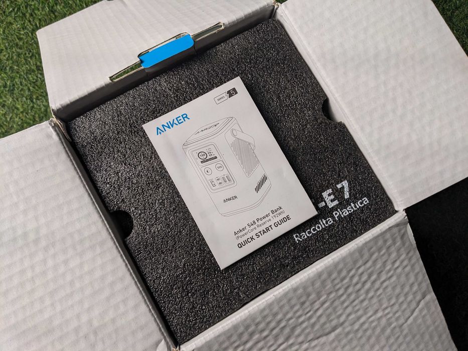 Павербанк Anker 548 60000mAh (192Wh) 60W з дисплеєм та ліхтарем Новий!