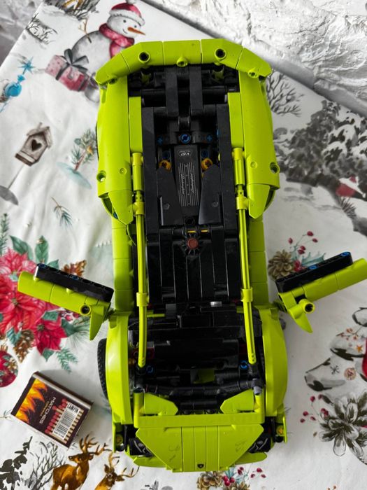Lego ламбаргіні машинка