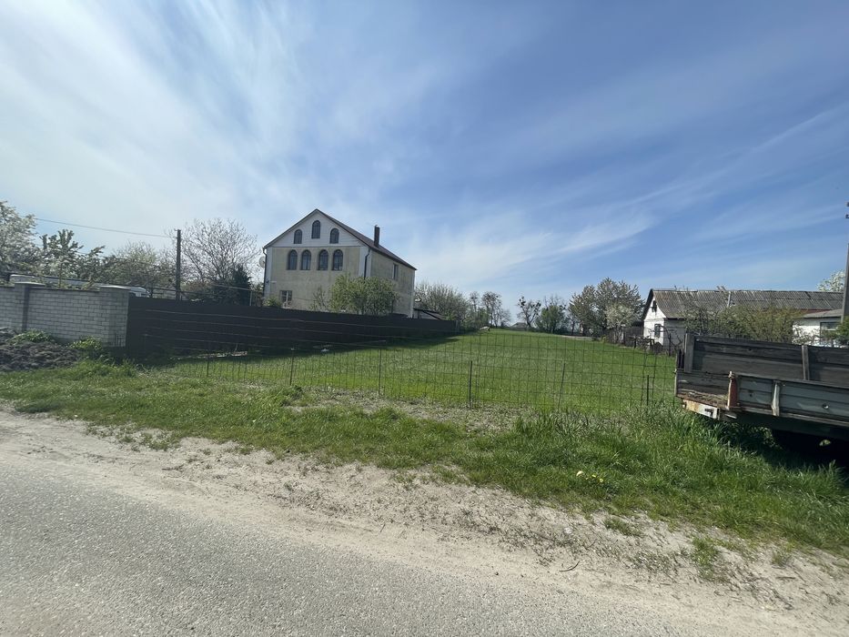 Продам земельну ділянку під будівництво