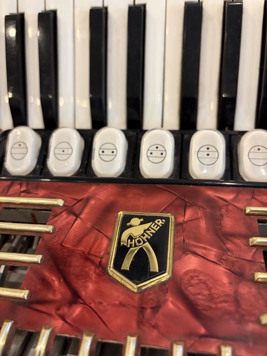Acordeão Hohner Verdi Ii