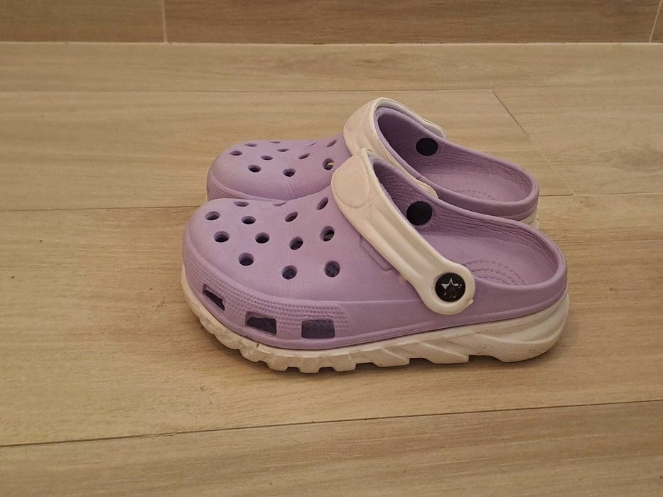 Crocs e botas tamanho 31