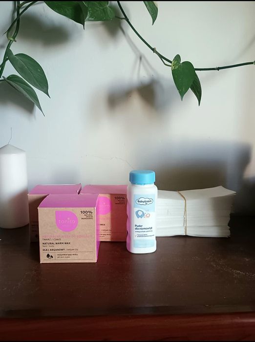 3 x wosk do depilacji, puder, paski - zestaw