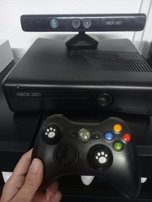 Xbox 360 completo com Kinect e jogos
