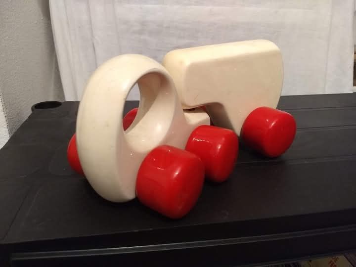 Brinquedo Português em madeira lacada anos 70