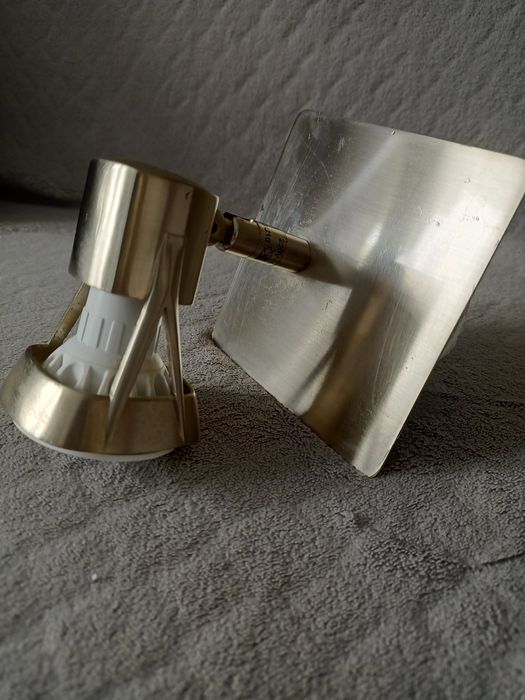 Kinkiet do przedpokoju lub innego pomieszczenia