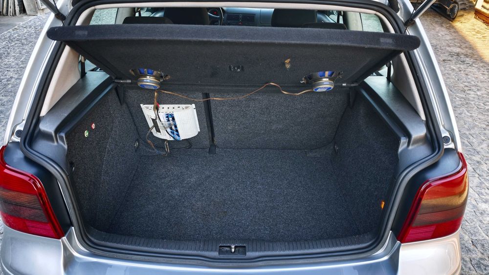 Volkswagen Golf 4 IV - 1.9 TDI
