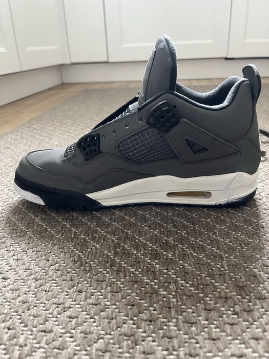 Nike Air Jordan 4 w szaro-czarnej kolorystyce