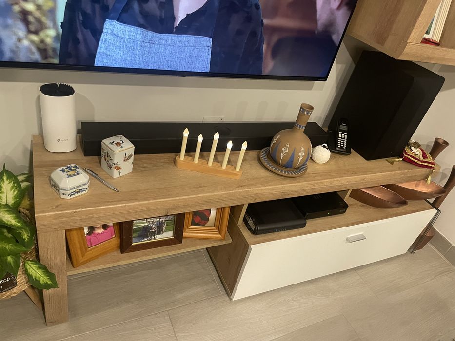 Mesa de Televisão Apoio