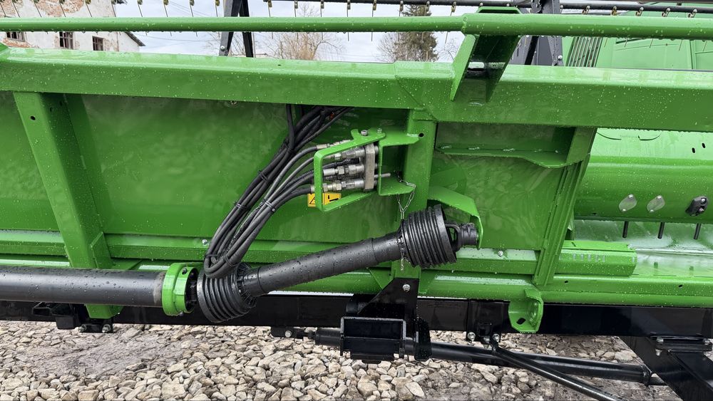 Жниварка John Deere 625R